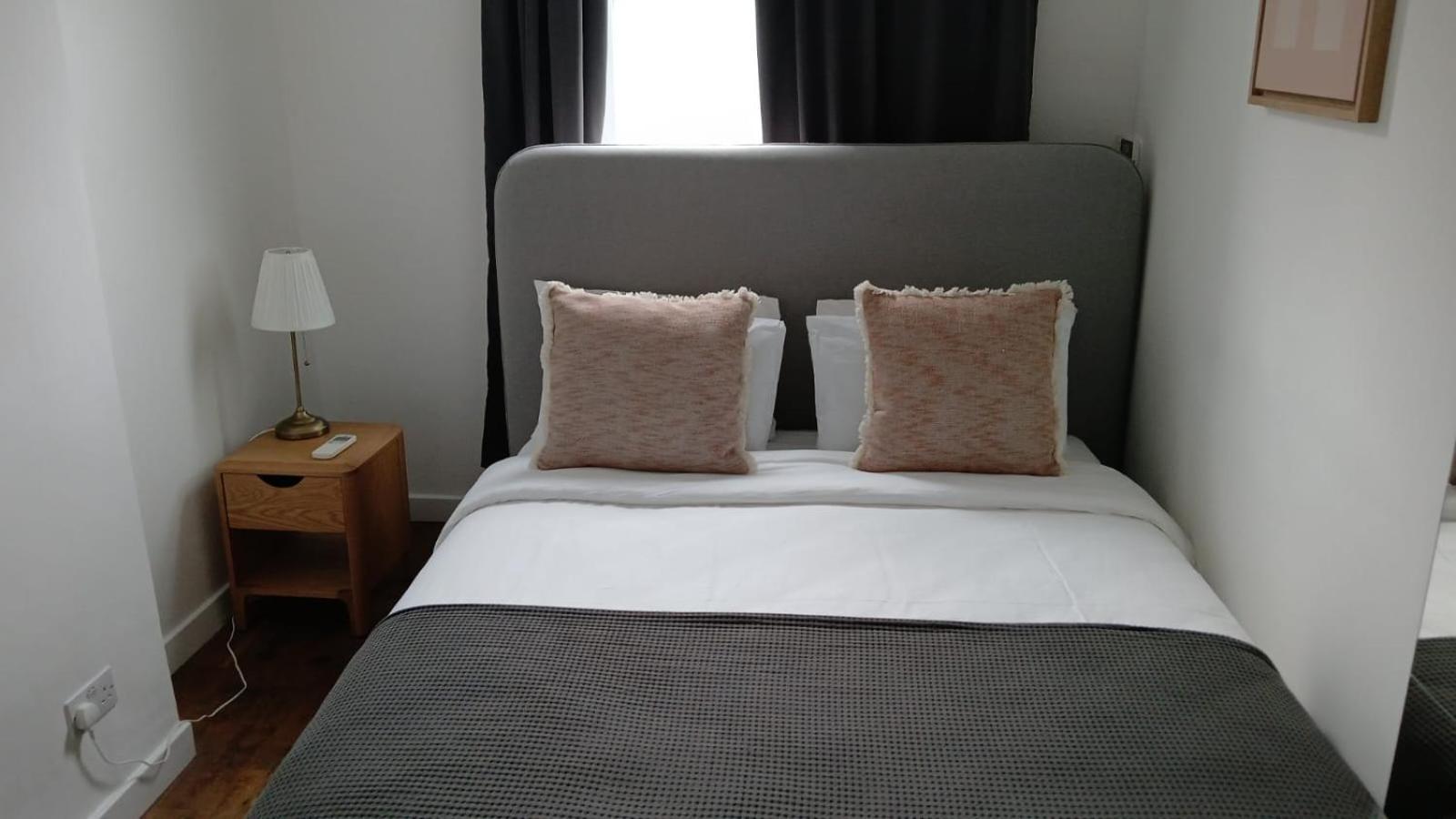 Luxury 2-Bedroom Flat In Camden Лондон Экстерьер фото
