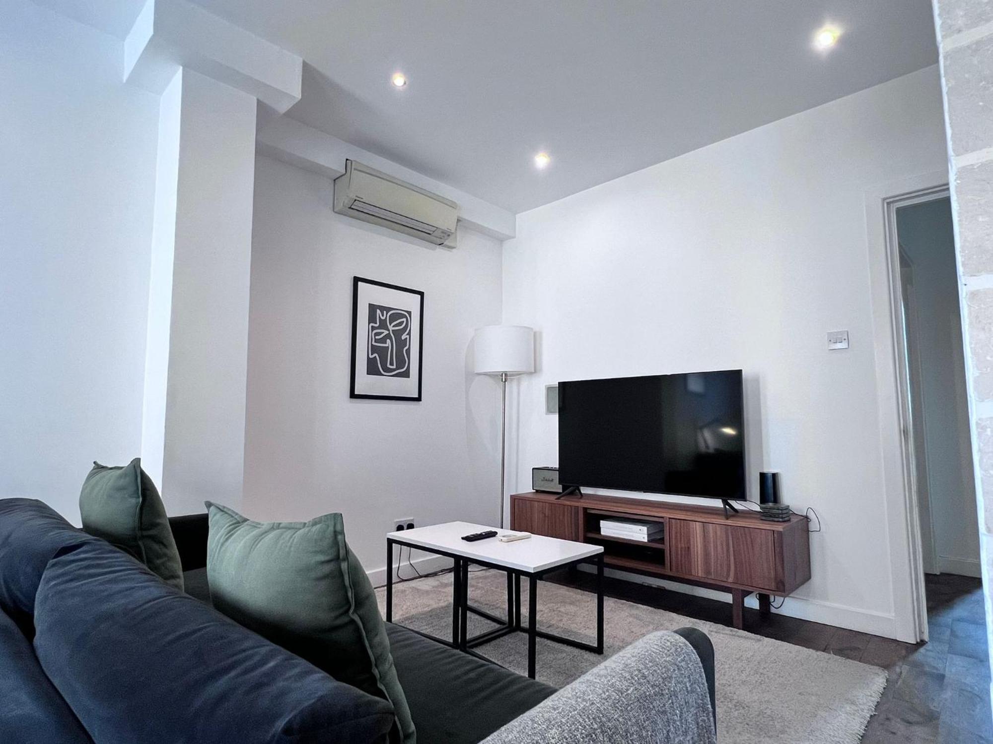 Luxury 2-Bedroom Flat In Camden Лондон Экстерьер фото